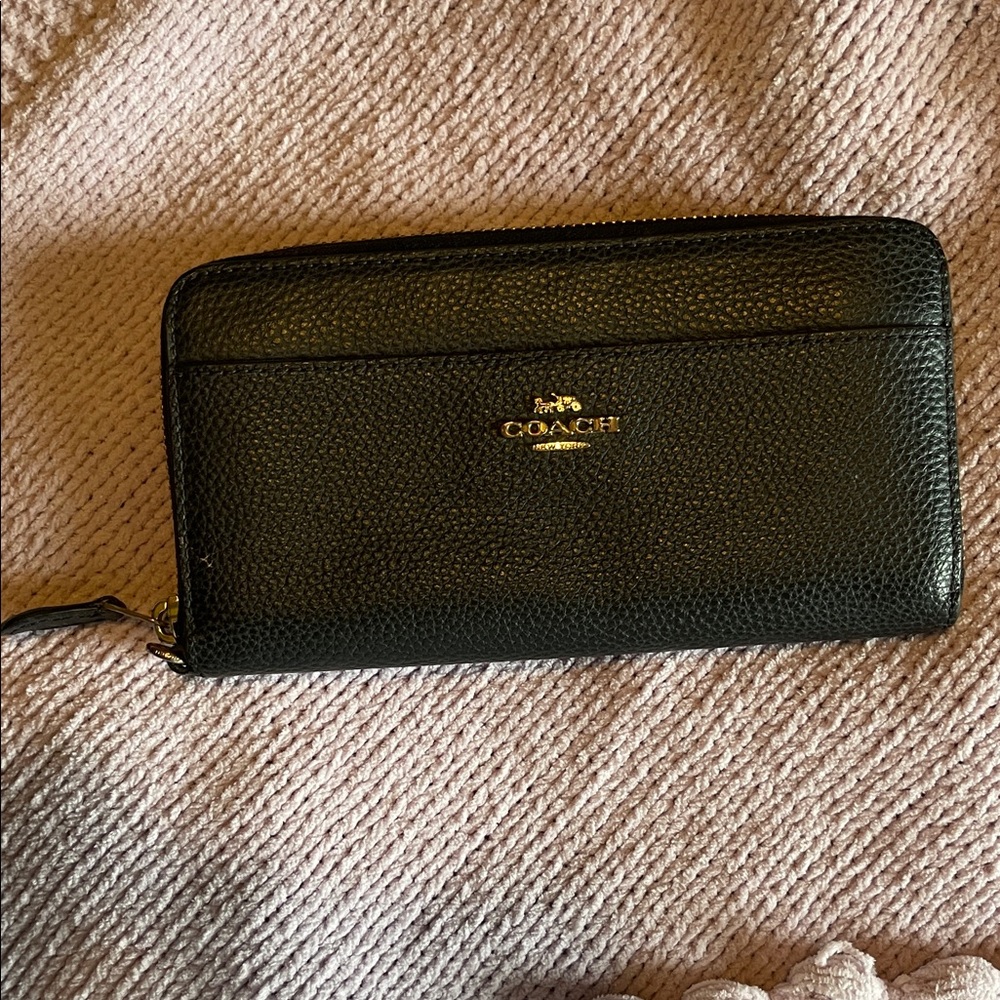 Coach Black Pebbled Zip Wallet with Gold Logo